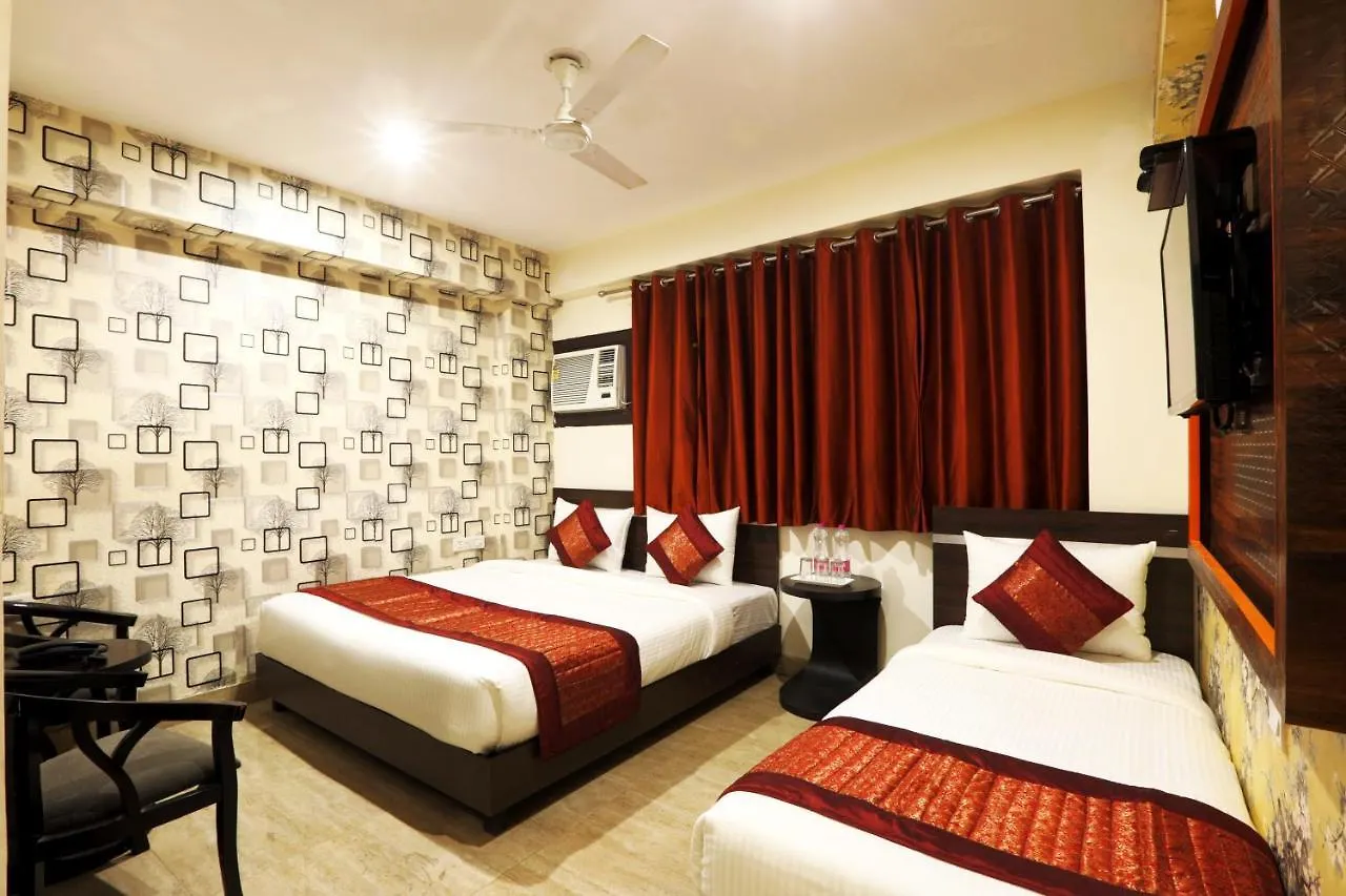 Hotel Sky Wood At Airport contacts