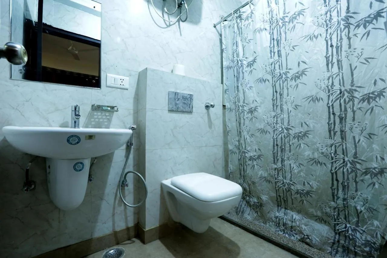 Hotel Sky Wood At Airport New Delhi 3*,  India