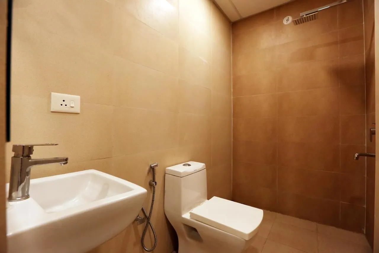 Hotel Sky Wood At Airport New Delhi